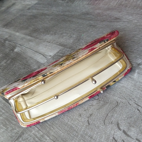 Vintage Floral Tapestry Kiss Lock Wallet 1960 - Picture 5 of 8